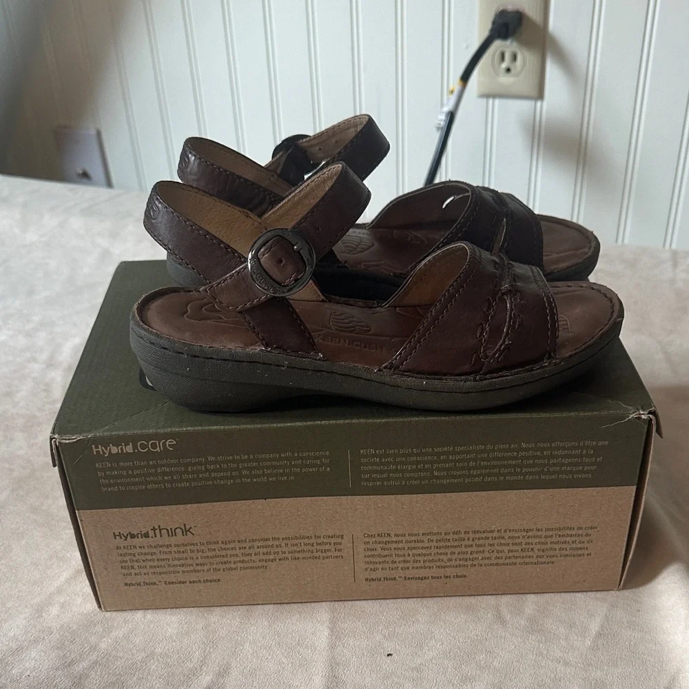 Keen Brown Leather Sandals with Adjustable Straps - Picture 2 of 10